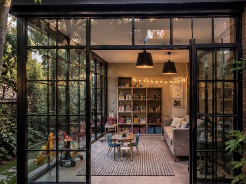 Jardines de invierno: el nuevo lujo de sumar luz y metros sin mudarse