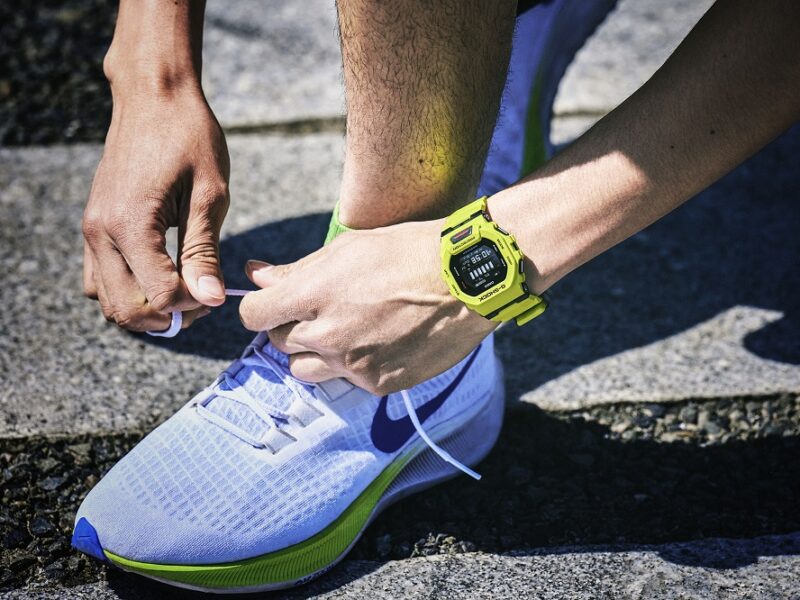 Media maratón mood: outfits urbanos para corredores casuales