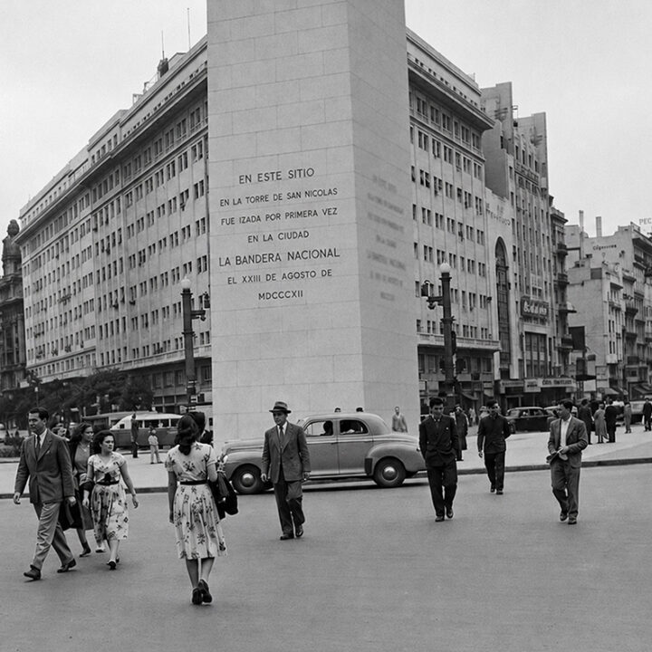 El Obelisco cumple 90 años: el rol de Siemens en la construcción del ícono que transformó a Buenos Aires