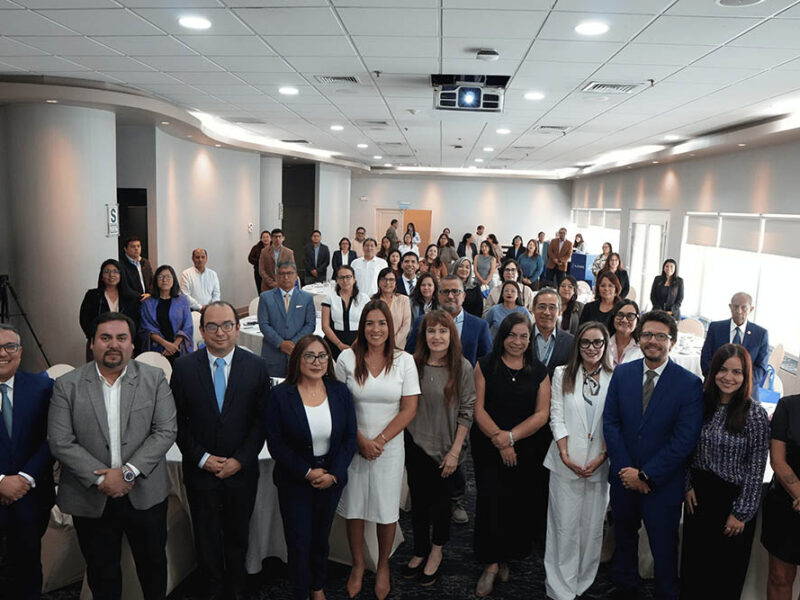 Perú busca convertirse en hub regional de investigación clínica con participación de autoridades y expertos del sector salud