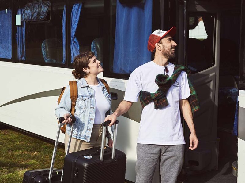 Hot Sale 2026: pasajes de micro con hasta 40% off y 12 cuotas sin interés