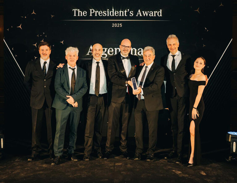 Prestige Auto recibió en Dublín uno de los máximos reconocimientos de Mercedes-Benz