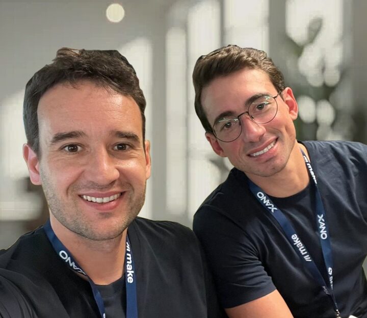 Un ex Silicon Valley y un graduado de la UBA lograron bajar la mora en las cobranzas con un agente de IA que habla: ya lo usan Direct TV y On City cerraron una ronda por US$1.55M