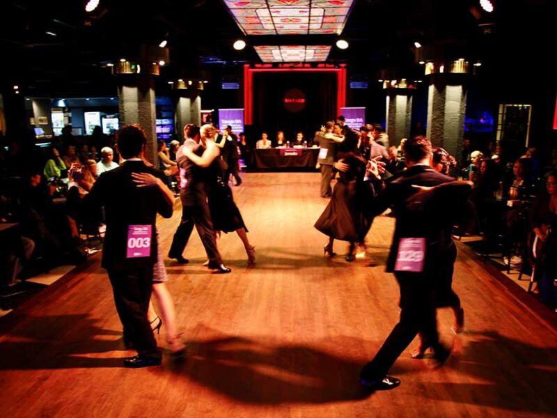 Teatro, danza, arte y tecnología en la agenda cultural de mayo en la Ciudad