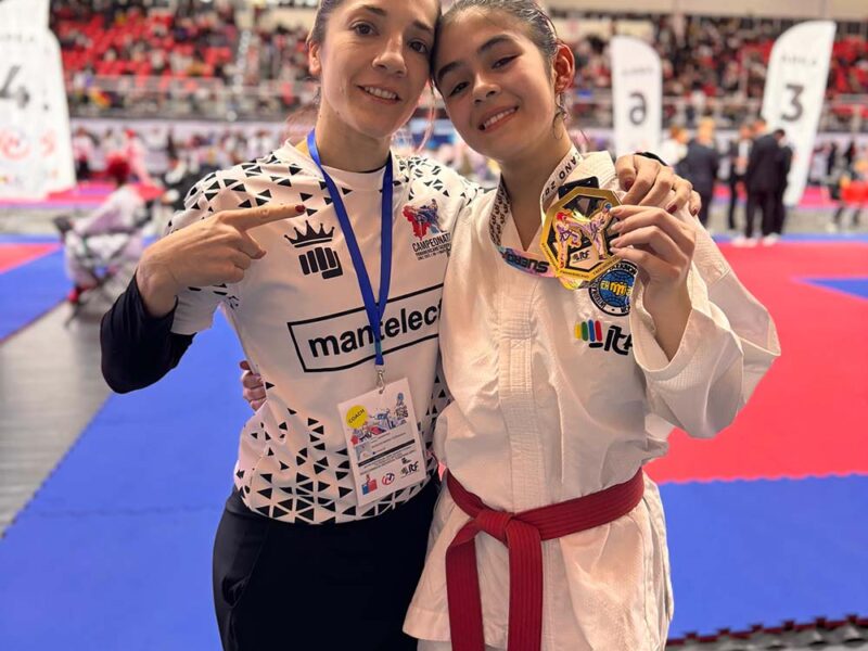 Agustina Quintana de 16 año quiere ir al Mundial de Taekwondo a representar a ARGENTINA