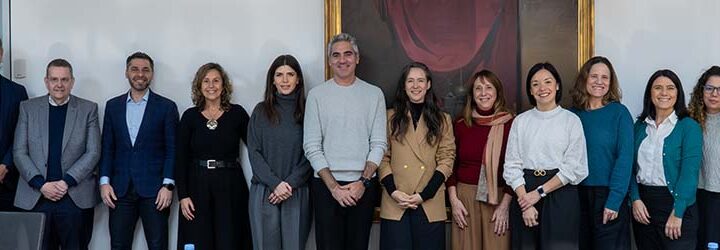 La alfabetización gana escala: cuatro organizaciones se unen en una coalición regional para  impulsar la transformación de la educación en Latinoamérica