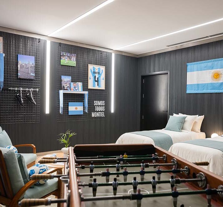 Del arco a la suite: así se vivió la experiencia exclusiva de Airbnb en el Monumental junto a Gonzalo Montiel y Sergio Goycochea