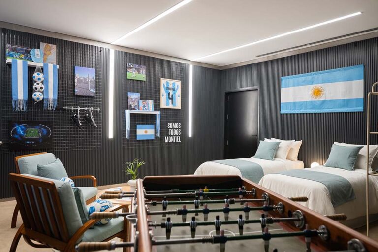 Del arco a la suite: así se vivió la experiencia exclusiva de Airbnb en el Monumental junto a Gonzalo Montiel y Sergio Goycochea