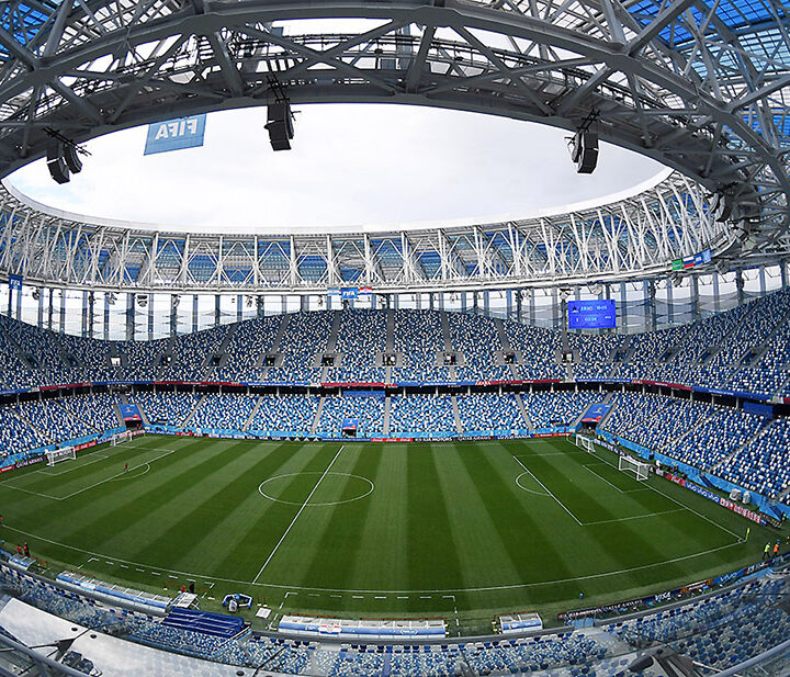 ¿Cábala futbolera? 3 de cada 10 argentinos usan la misma camiseta durante todo un torneo cuando viajan para ver su equipo, según Booking.com
