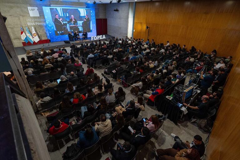 La resistencia del periodismo y el desafío de convivir con la IA, en el corazón del 15º Congreso de FOPEA