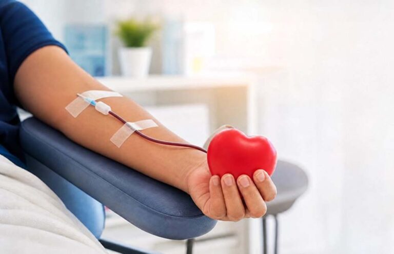 Tatuajes, vapeo y otros mitos que ya no impiden donar sangre