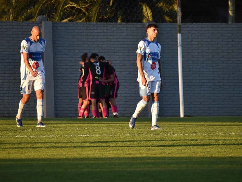 Agónica victoria de Atlético Escobar para mantener chances de clasificar a la fase campeonato del Federal