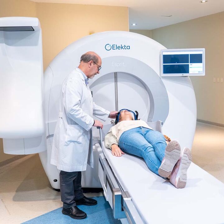 Fleni incorpora el nuevo Gamma Knife Esprit, único en el país para el tratamiento de patologías cerebrales