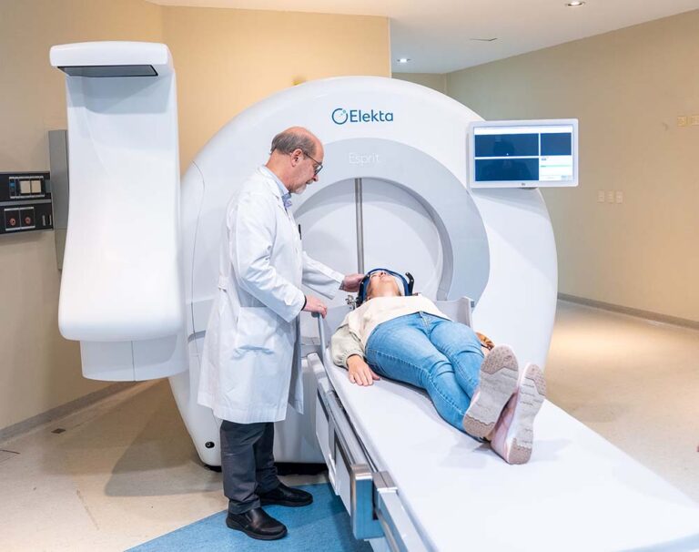 Fleni incorpora el nuevo Gamma Knife Esprit, único en el país para el tratamiento de patologías cerebrales