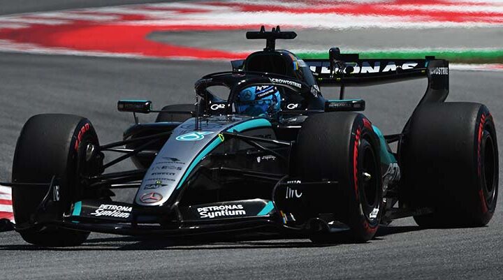 George Russell en la pole en Barcelona
