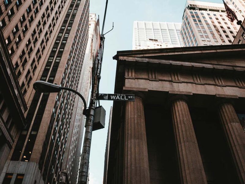 Del Hype al portafolio: 5 formas como Wall Street está redefiniendo el ciclo cripto
