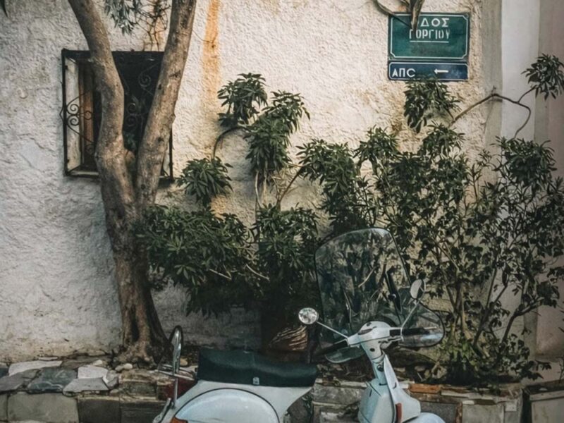 Mets, el pueblo secreto que respira en el centro de Atenas