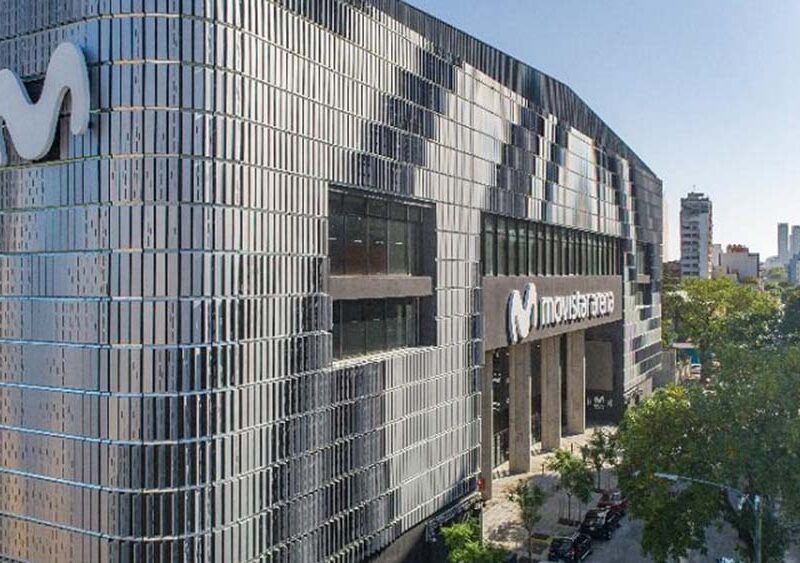 Movistar bonifica las comunicaciones hacia Venezuela y habilita roaming sin cargo en ese país