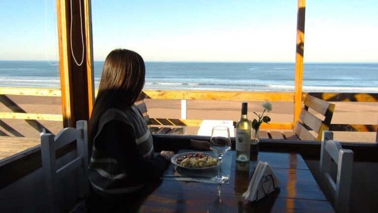 Entre el turismo invernal y la defensa de la Zona Fría
