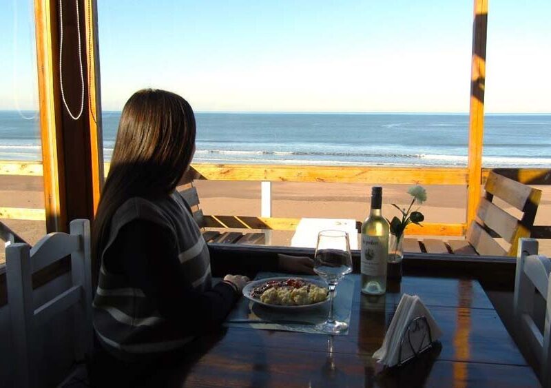 Entre el turismo invernal y la defensa de la Zona Fría