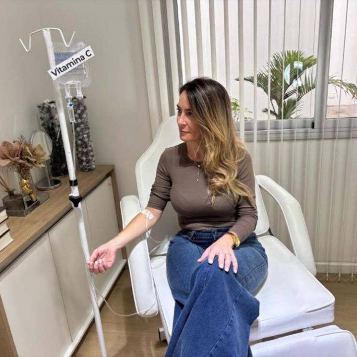 Boom de vitamina C endovenosa: la tendencia que revoluciona la estética y el bienestar integral