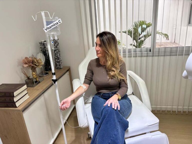 Boom de vitamina C endovenosa: la tendencia que revoluciona la estética y el bienestar integral