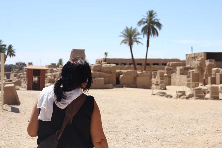 De la oficina de Buenos Aires al Nilo, la argentina detrás de Pharaonicas que reinventa los viajes a Egipto