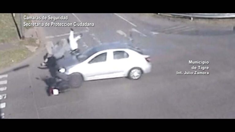 Fuerte impacto entre una moto y un auto en Benavídez: rápida asistencia del COT
