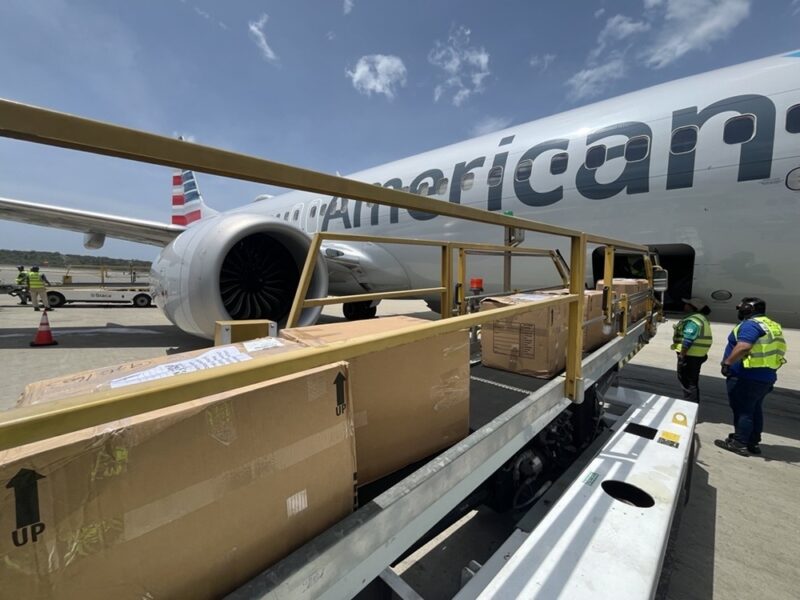 American Airlines opera un vuelo de ayuda humanitaria a Caracas, Venezuela