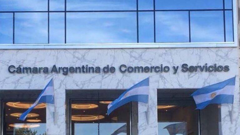 Preocupación de la CAC ante el paro de prácticos portuarios
