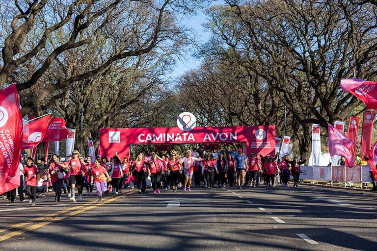 20 años de Caminata Avon: cómo inscribirse al evento de concientización de salud mamaria más grande del país