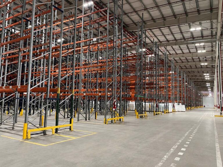 La demanda de logística farmacéutica impulsa una nueva expansión de LOG-IN