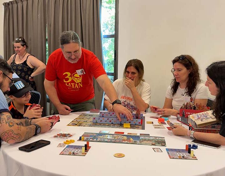 Deviriada: llega el retiro de juegos de mesa modernos más grande del país