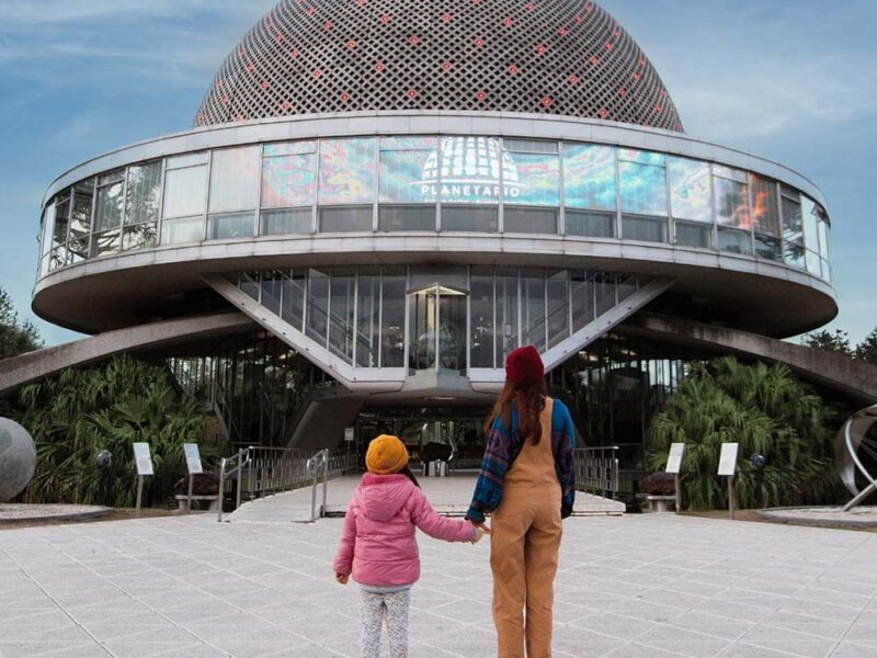 Un nuevo espectáculo para descubrir el vínculo entre el mar y el universo en el Planetario