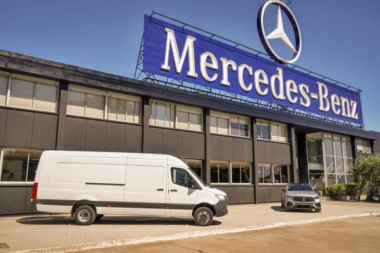 Prestige Auto reunió a Mercado Libre y empresas transportistas para analizar los desafíos de la logística junto a la Mercedes-Benz Sprinter