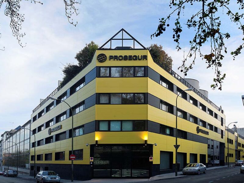 Prosegur se alía con Cinalli para ofrecer seguros a empresas y particulares en todo el mundo