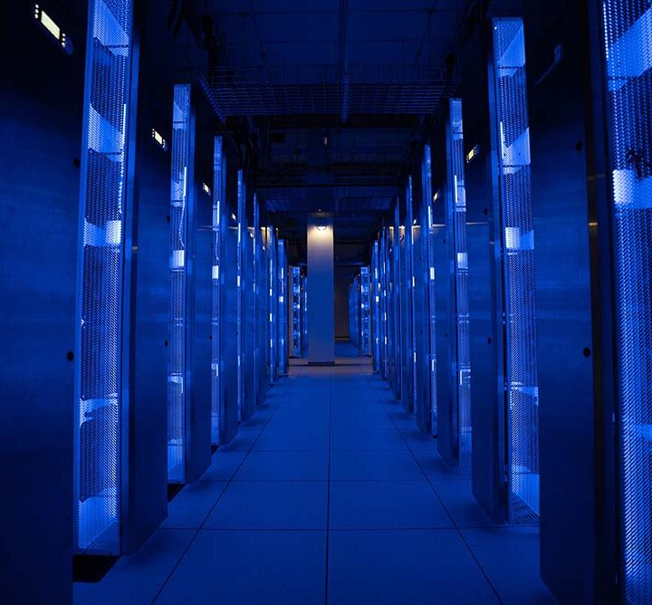 Schneider Electric y Motivair de Schneider Electric ofrecen soluciones de infraestructura de IA por un valor de más de 290 millones de dólares para el campus de centros de datos Lake Mariner de TeraWulf