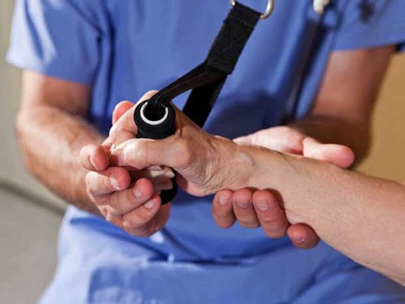 Terapia Ocupacional: Solo 3 títulos permiten ejercerla en PBA, todo lo demás es ilegal y pone en riesgo la salud de la población