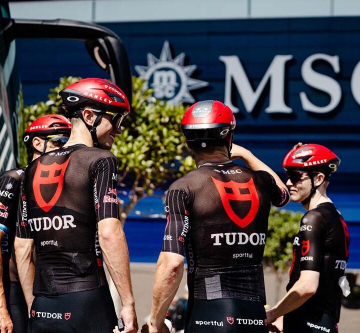 MSC Cruceros da la bienvenida a Tudor Pro Cycling a bordo del MSC World Europa antes de la gran salido del Tour de Francia