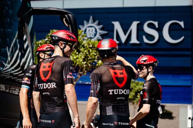 MSC Cruceros da la bienvenida a Tudor Pro Cycling a bordo del MSC World Europa antes de la gran salido del Tour de Francia