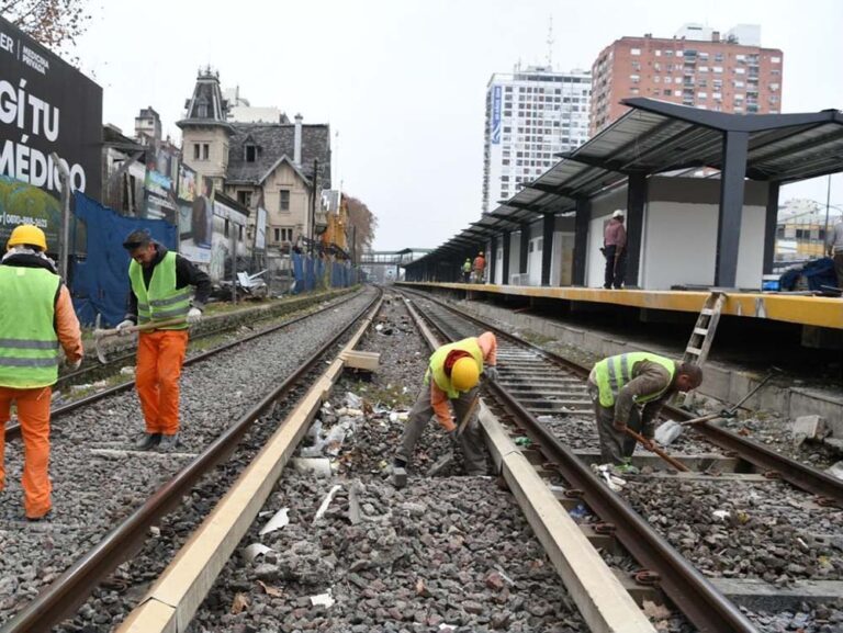 Avanzan las obras para mejorar la seguridad operacional en las líneas Sarmiento y Mitre