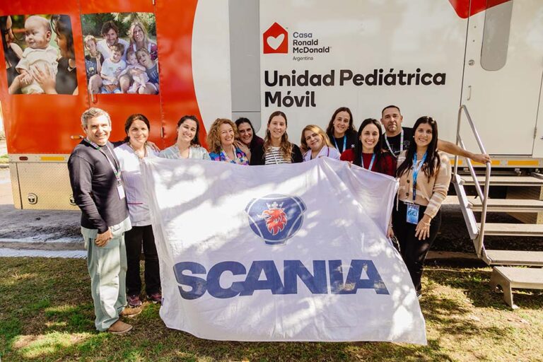 La Unidad Pediátrica Móvil de Casa Ronald McDonald brindó atención médica gratuita a más de 500 niños y adolescentes en Tucumán