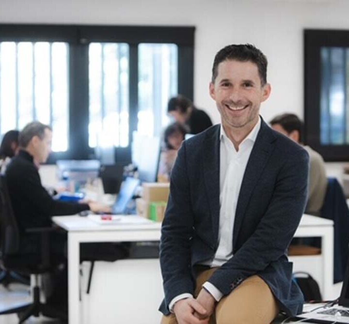 Avance tecnológico contra los deepfakes en IA: Veridas y Fourthline se fusionan para proteger la identidad de los clientes en el mundo online y los negocios digitales
