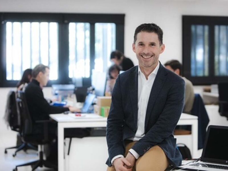 Avance tecnológico contra los deepfakes en IA: Veridas y Fourthline se fusionan para proteger la identidad de los clientes en el mundo online y los negocios digitales