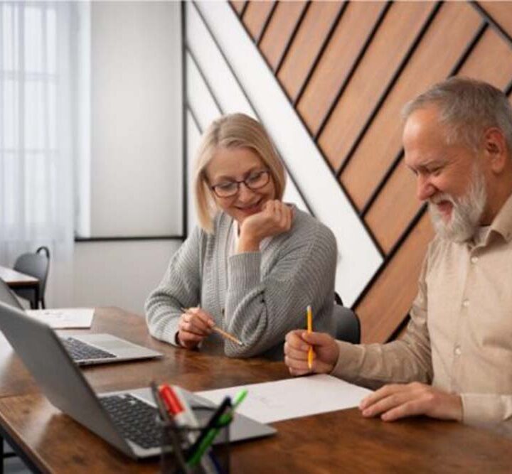 AMIA y BBVA lanzan la cuarta edición de “Emprender +55”