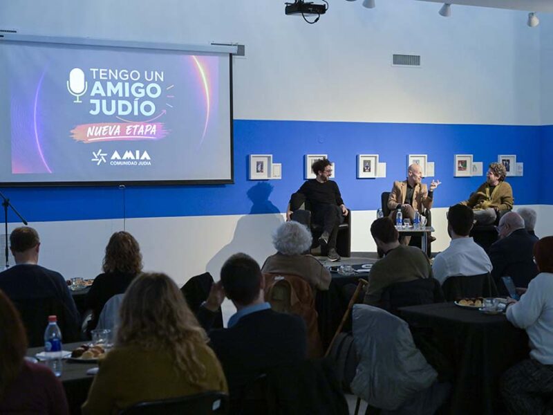 AMIA lanzó la segunda temporada del podcast “Tengo un amigo judío” y anunció un nuevo formato para televisión y YouTube