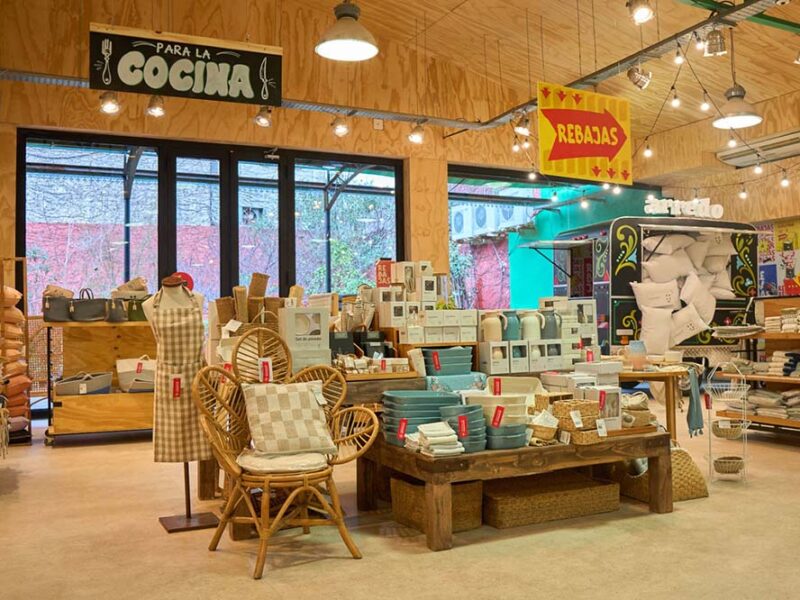 Arredo vuelve a sus raíces con más color, diseño, arte y actitud