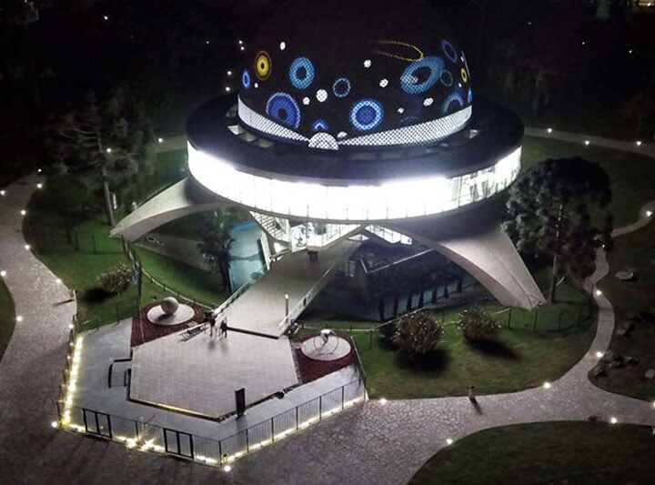 Borges, la ciencia y el infinito serán protagonistas de un encuentro en el Planetario