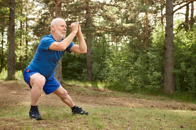 Día de los Abuelos: fuerza, movimiento y nutrición, claves para cuidar la autonomía en adultos mayores