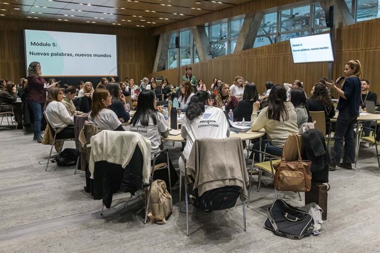 Formación de formadores: un encuentro clave para potenciar las políticas de alfabetización en diez provincias